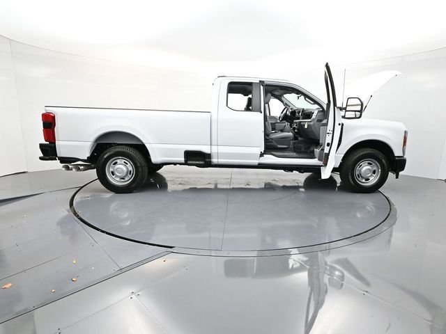 2026 Ford F-350 Super Duty XL - Photo 41