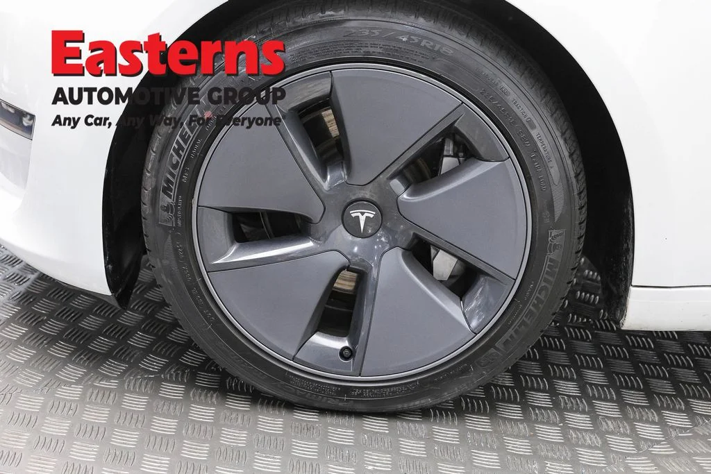 Used 2023 White Tesla Base image 26