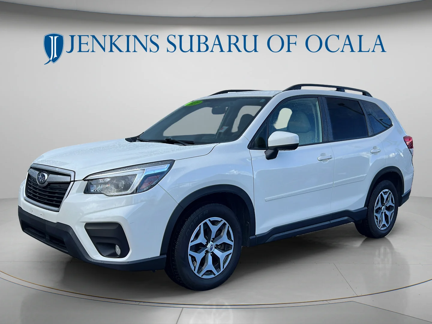 Used 2021 Crystal White Pearl Subaru Premium image 7