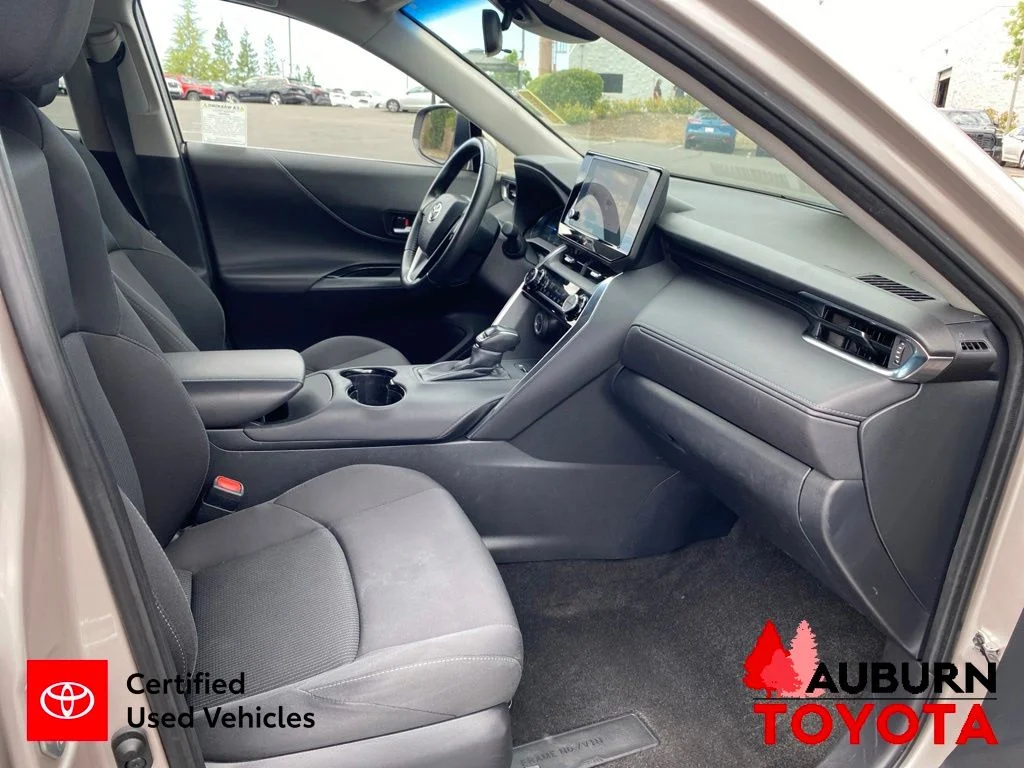 Used 2024 Titanium Glow Toyota LE image 15