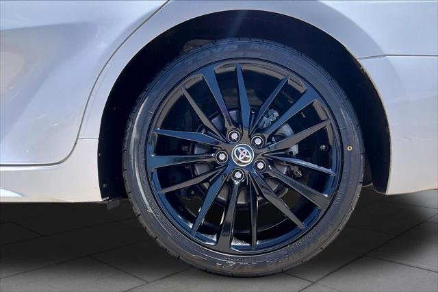 Certified Used 2023 WIND CHILL PEARL* Toyota  image 11