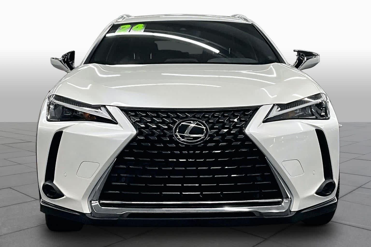 Certified Used 2024 Eminent White Pearl Lexus  image 4