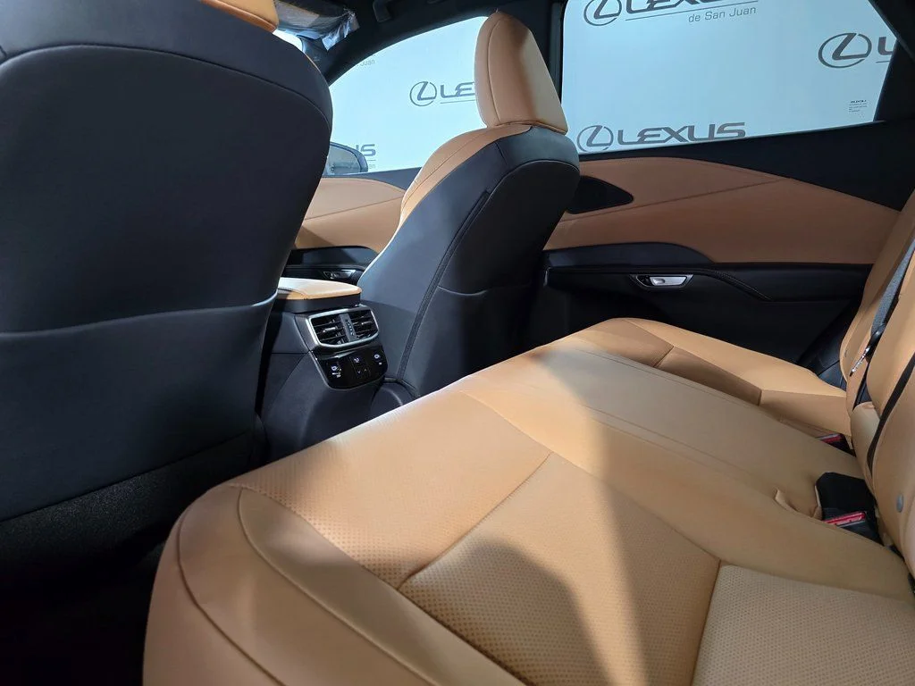 New 2026 White Lexus 350h image 26