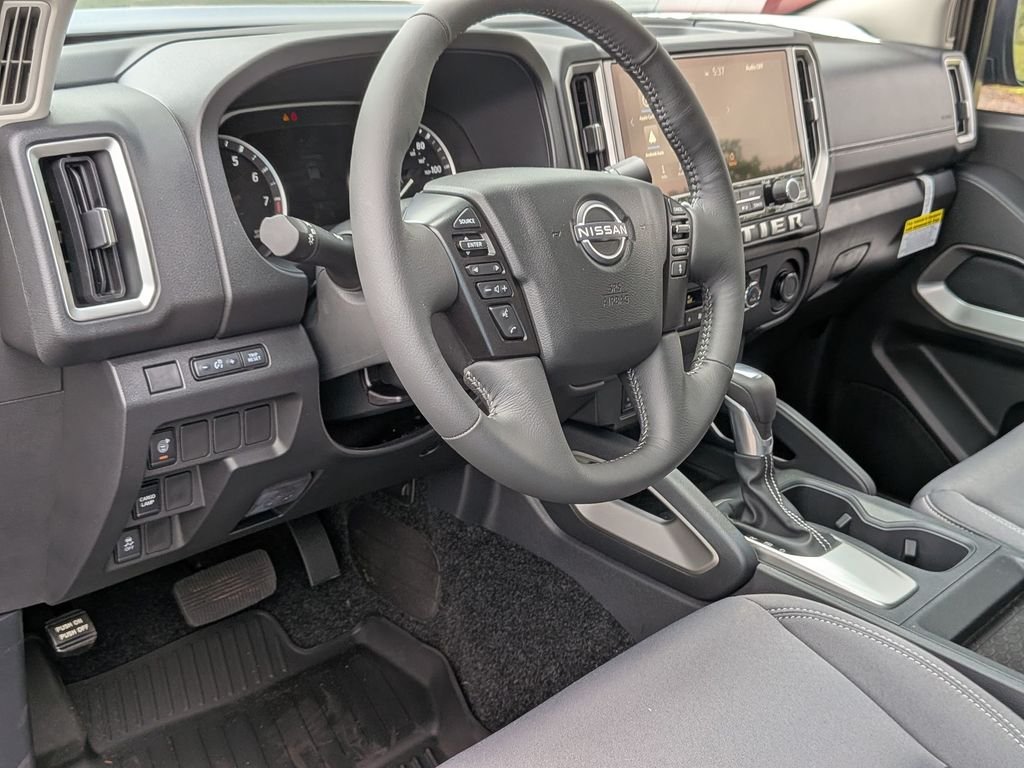 New 2026 Gun Metallic Nissan Crew Cab SV image 34