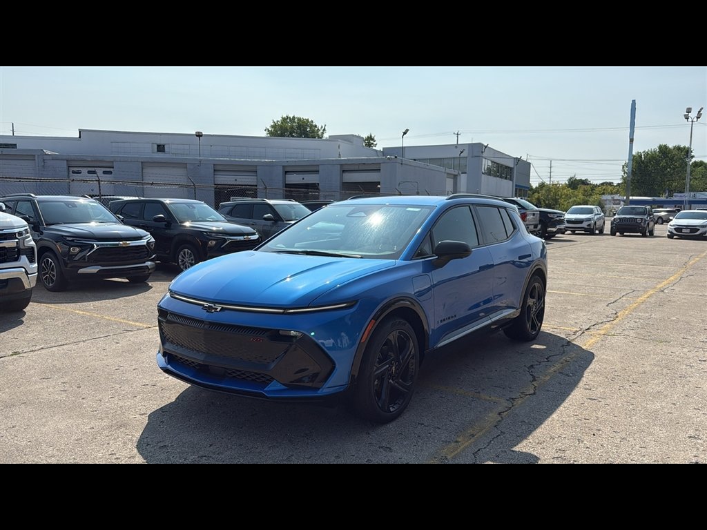 2025 Chevrolet Equinox EV RS - Photo 2