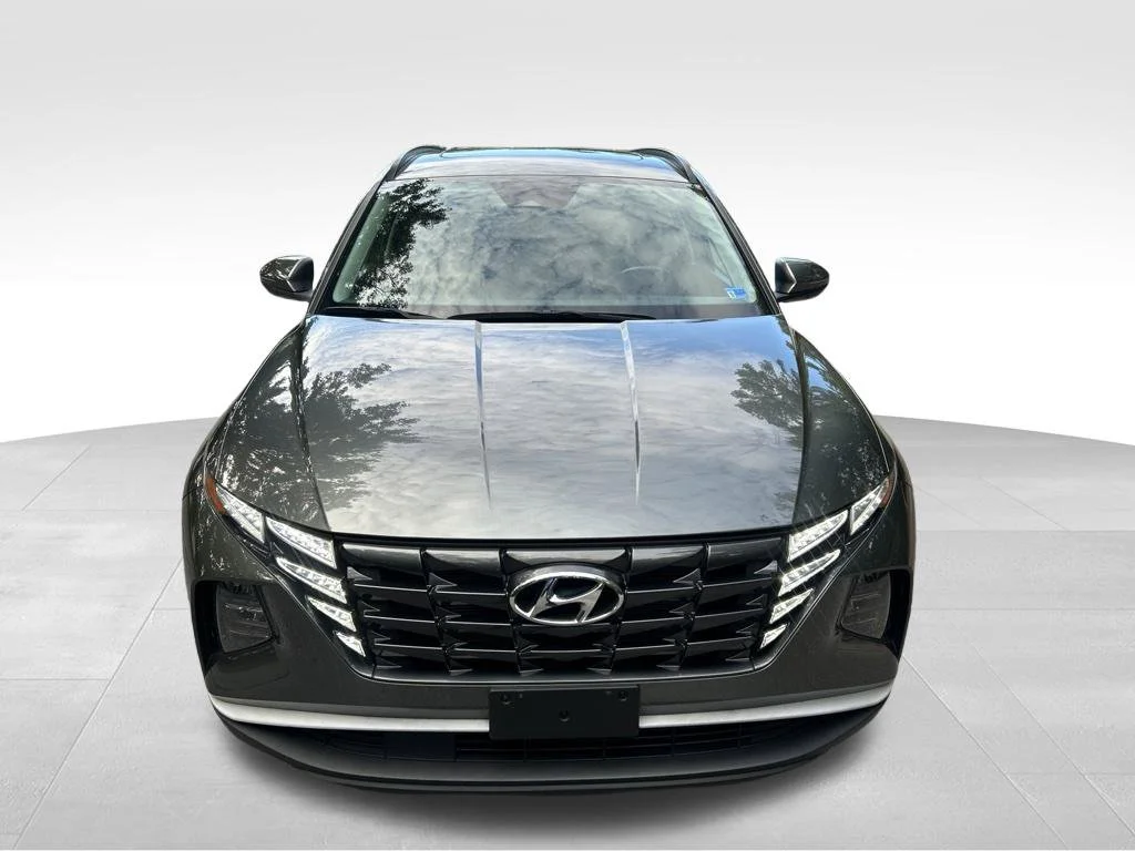 Used 2022 Gray Hyundai SEL image 9