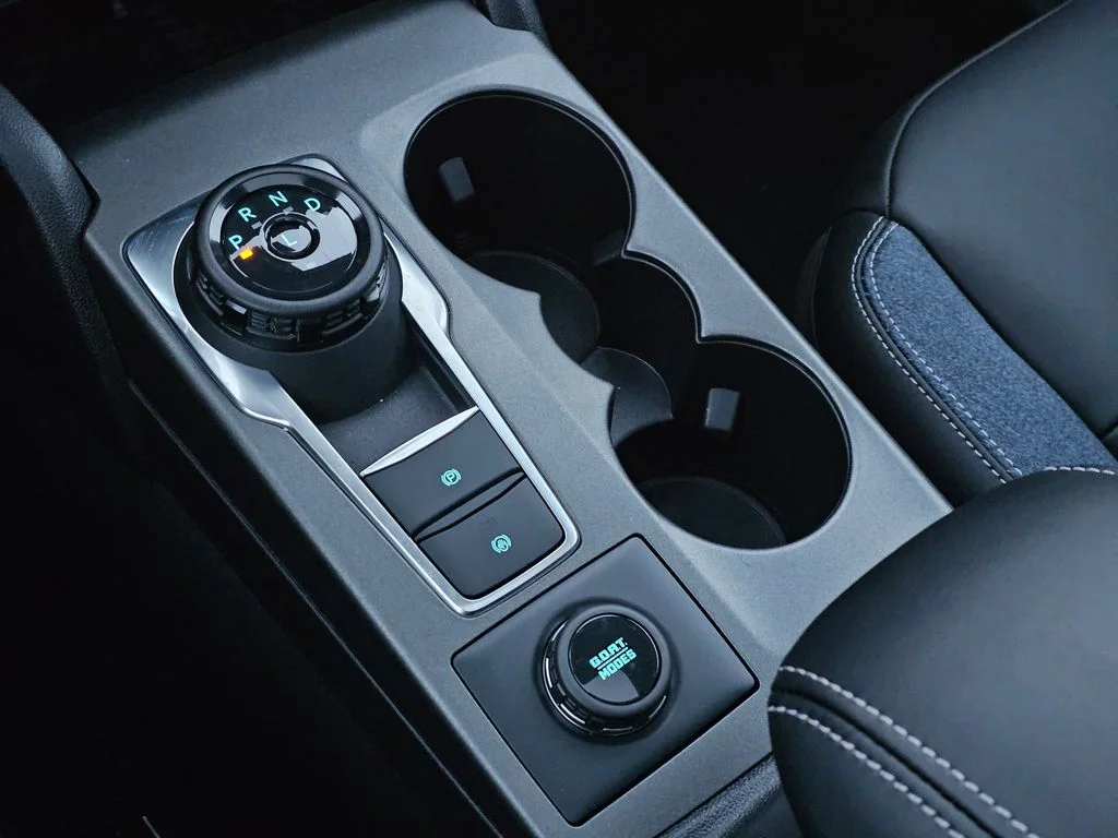 New 2025 Gray Ford Outer Banks image 32