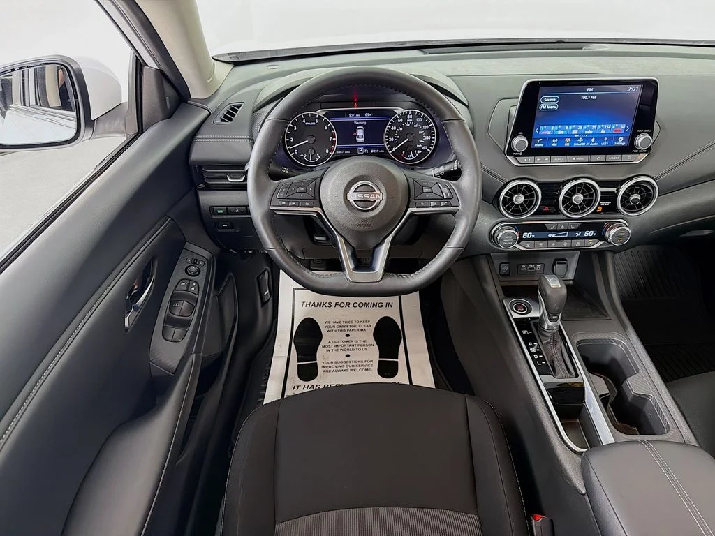 Used 2025 Aspen White Tricoat Nissan SV image 21