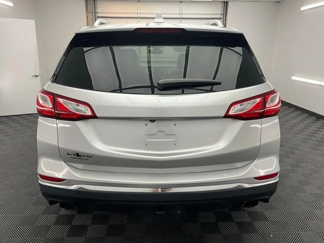 Used 2019 Silver Chevrolet Premier image 21