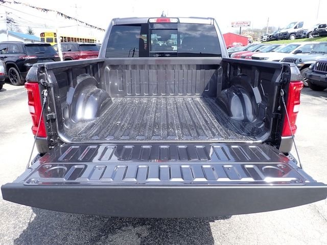 New 2026 Granite Crystal Metallic Clearcoat RAM Big Horn/Lone Star image 7