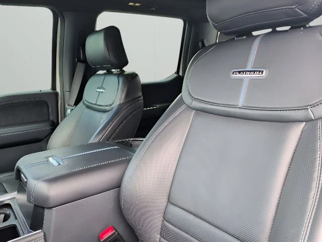 2025 Ford F-250 Super Duty Platinum - Photo 16