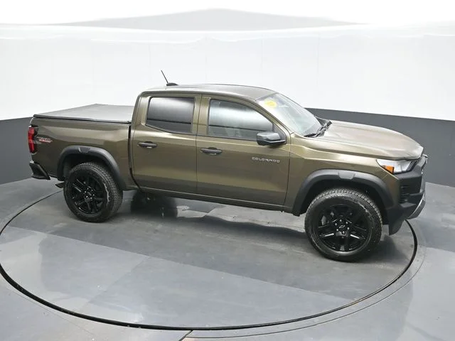Used 2025 Brown Chevrolet Trail Boss image 15