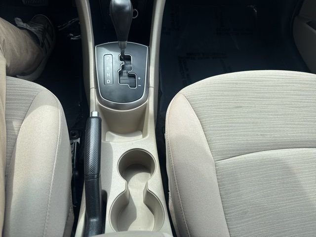 Used 2017 Beige Hyundai Value Edition image 14