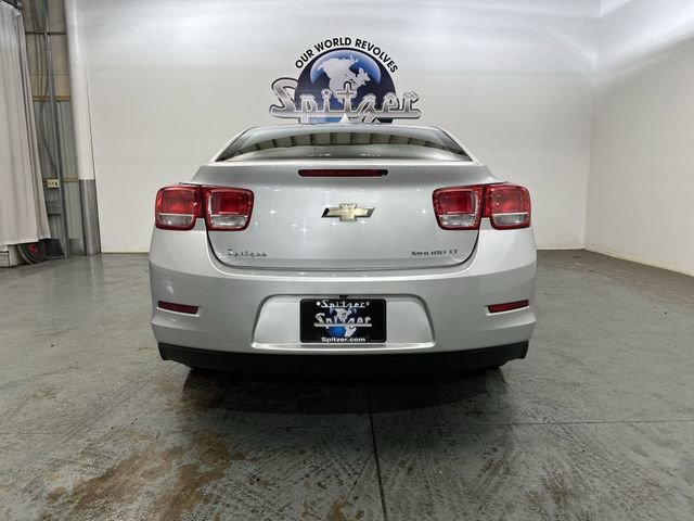 Used 2013 SILVER ICE METALLIC Chevrolet LT image 9