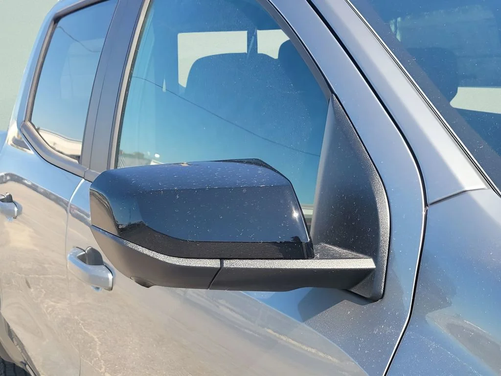 New 2026 Sterling Metallic GMC Elevation image 21