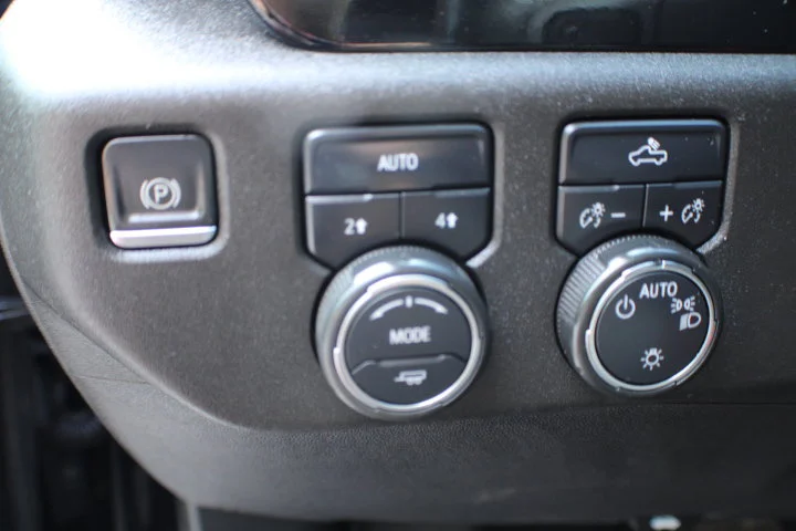 Used 2022 Black Chevrolet LT (2FL) image 7