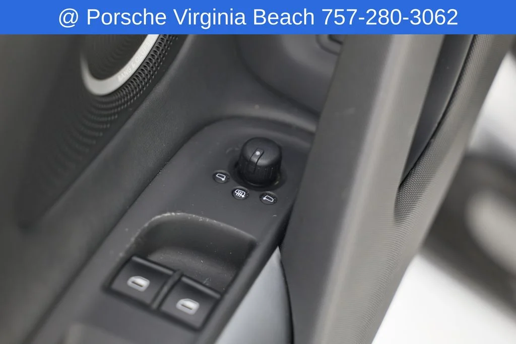Used 2011 Silver Audi 5.2 image 23