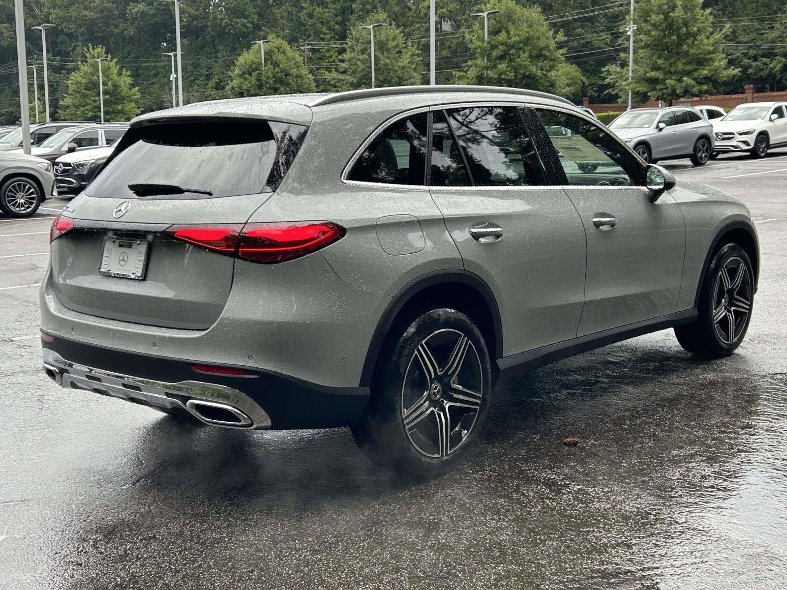 New 2027 MANUFAKTUR Alpine Grey Mercedes-Benz GLC 300 SUV image 6