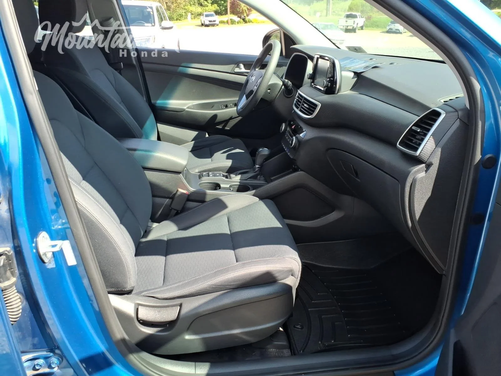Used 2019 Aqua Blue Hyundai Value image 18