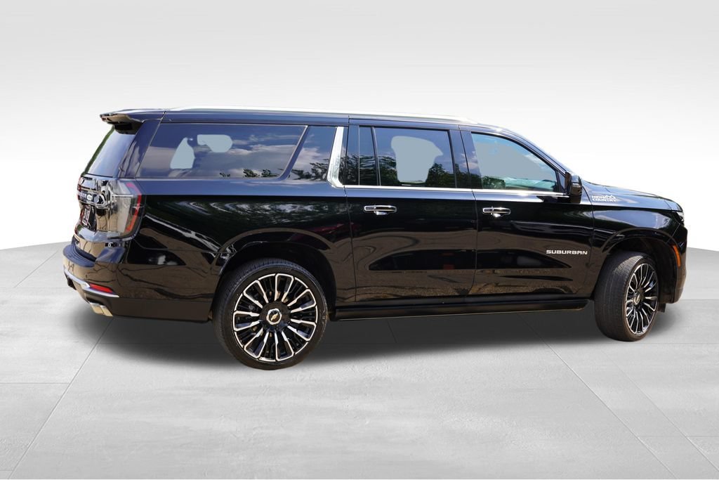 2026 Chevrolet Suburban High Country - Photo 4