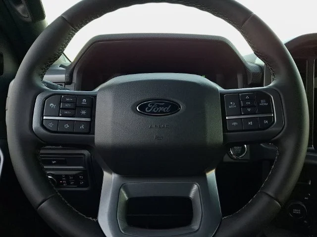 New 2026 Carbonized Gray Metallic Ford XLT image 12