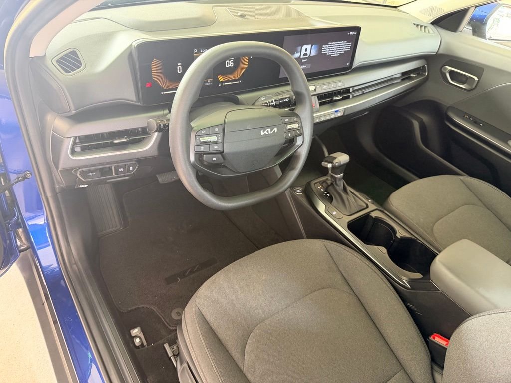 Used 2025 Blue Kia LXS image 12
