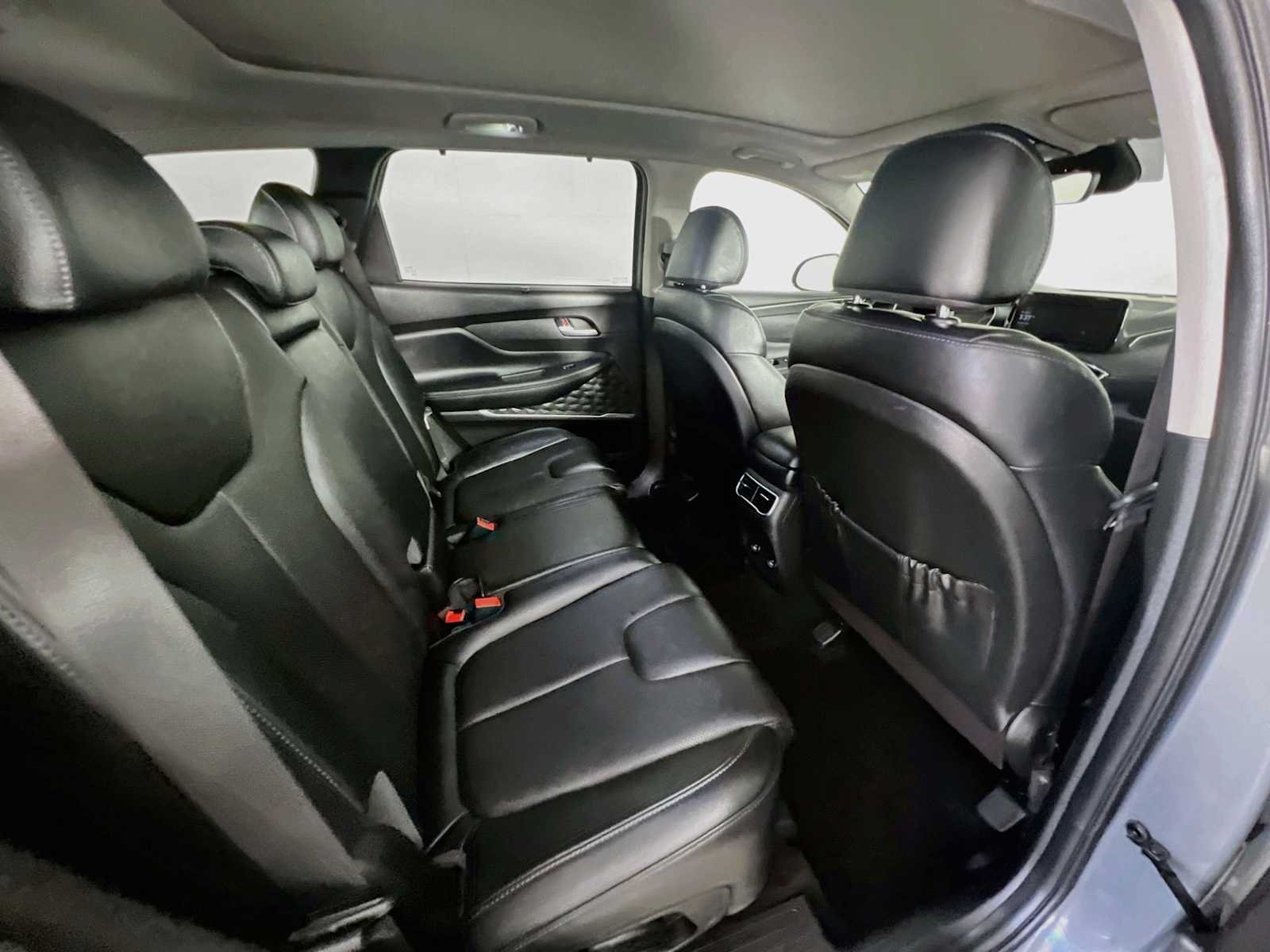 Used 2023 Hampton Gray Hyundai SEL image 28