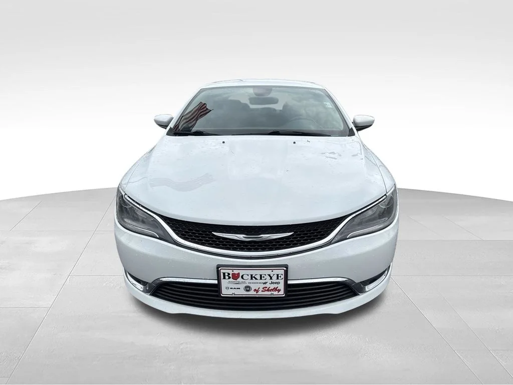 Used 2016 White Chrysler Limited image 8