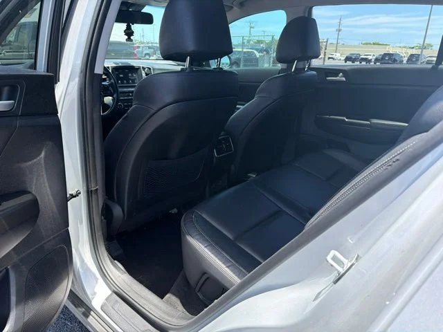 Used 2017 Silver Kia EX image 10
