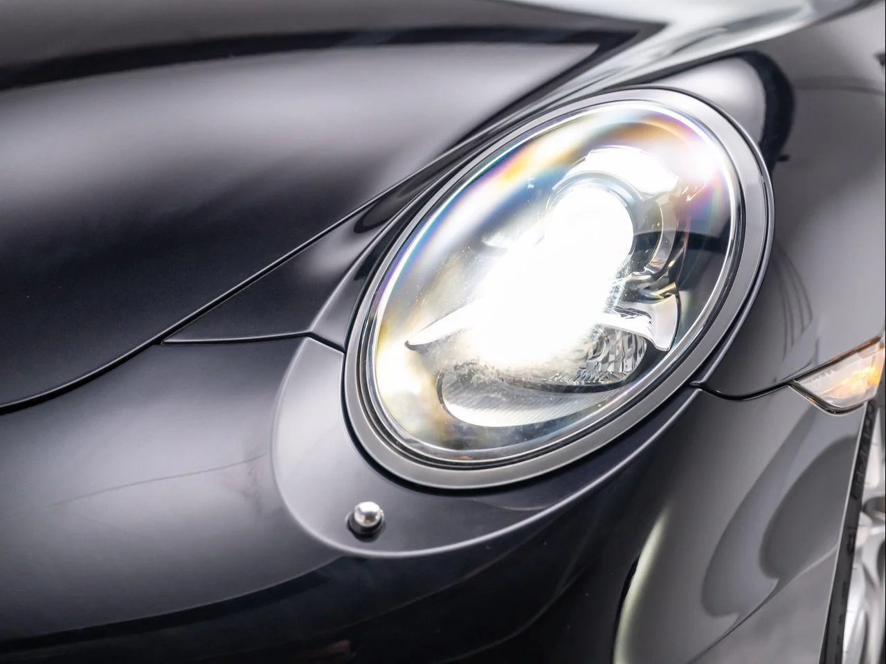Used 2016 Black Porsche Carrera image 18
