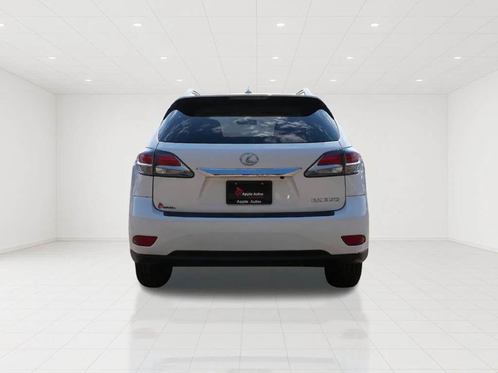 Used 2013  Lexus 350 image 5