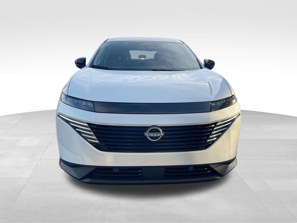 New 2026 White Nissan SL image 3
