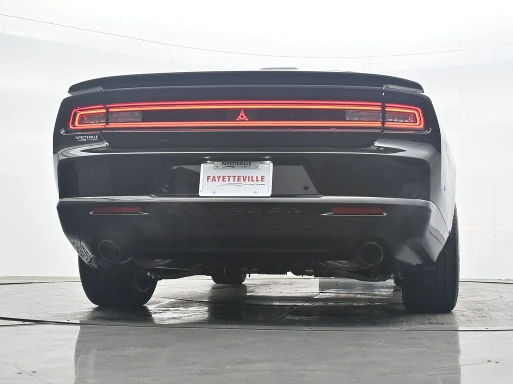 New 2026 Diamond Black Crystal Pearlcoat Dodge Scat Pack image 38