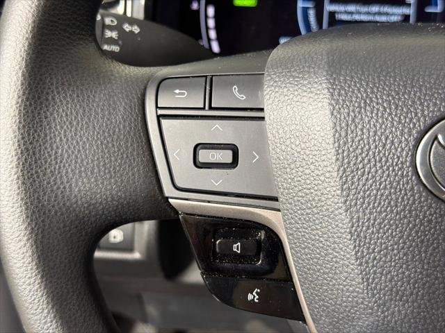 Certified Used 2025 OCEAN GEM Toyota  image 24