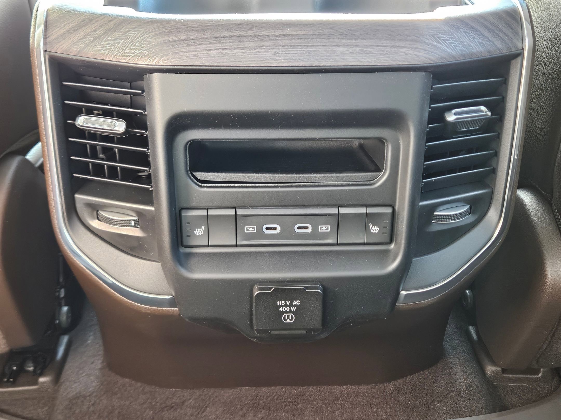 New 2026 Bright White Clear-Coat Exterior Paint RAM Laramie image 23