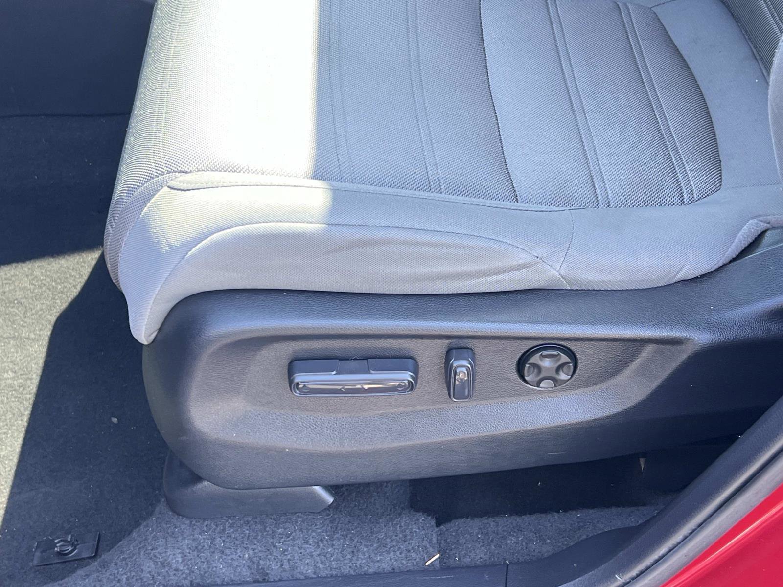 Used 2021 Red Honda EX image 17