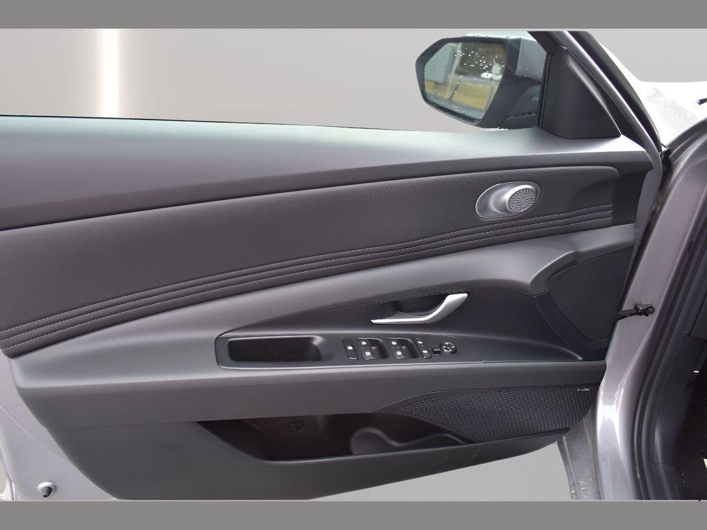 New 2026 Fluid Metal Hyundai Limited image 16