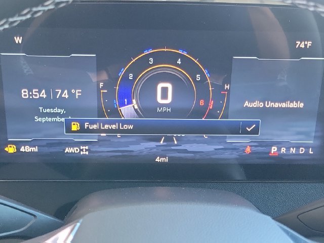 New 2027 Polar White Tricoat Chevrolet LT image 10