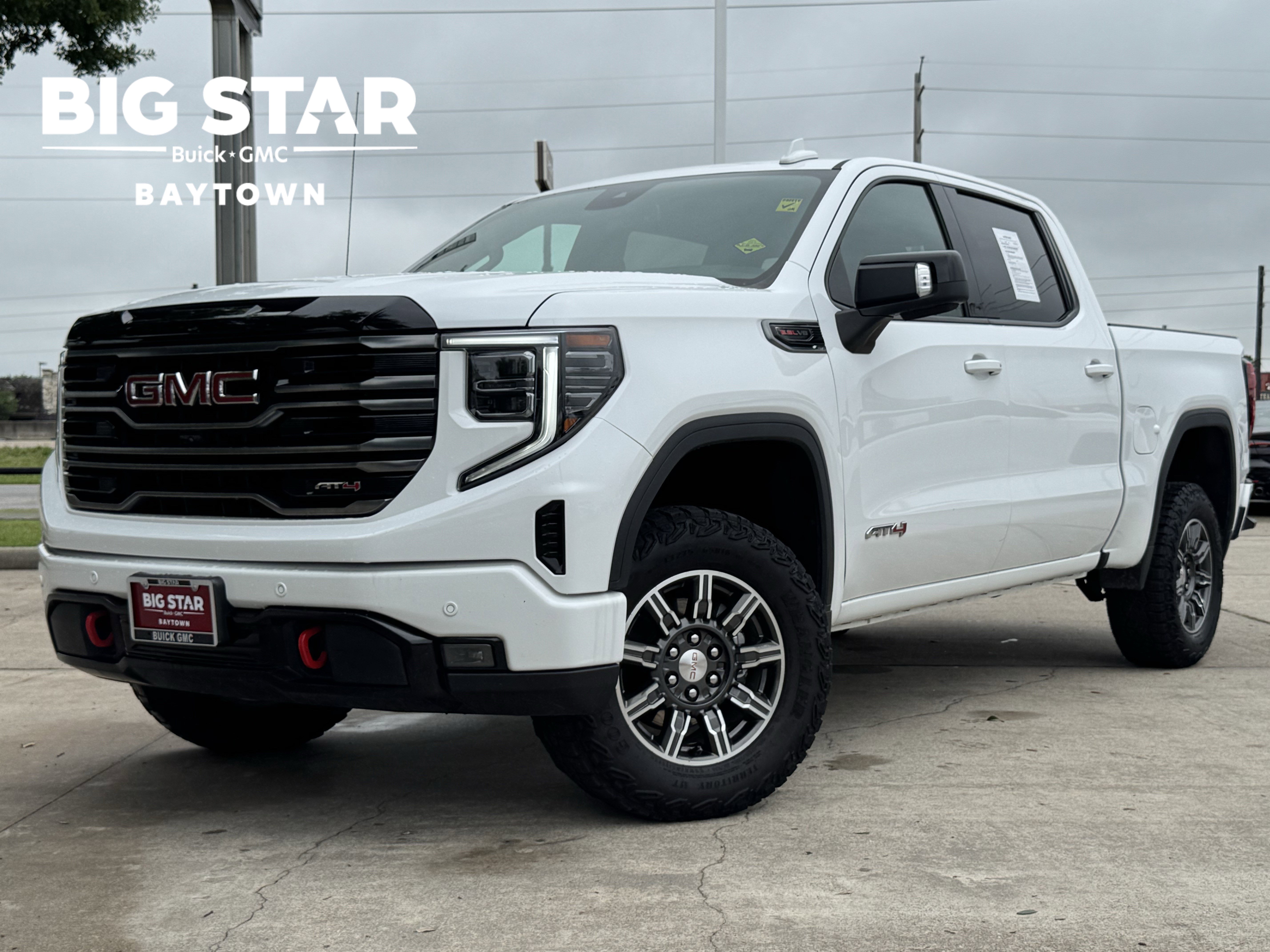 2025 GMC Sierra 4WD Crew Cab Short Box AT4's photo