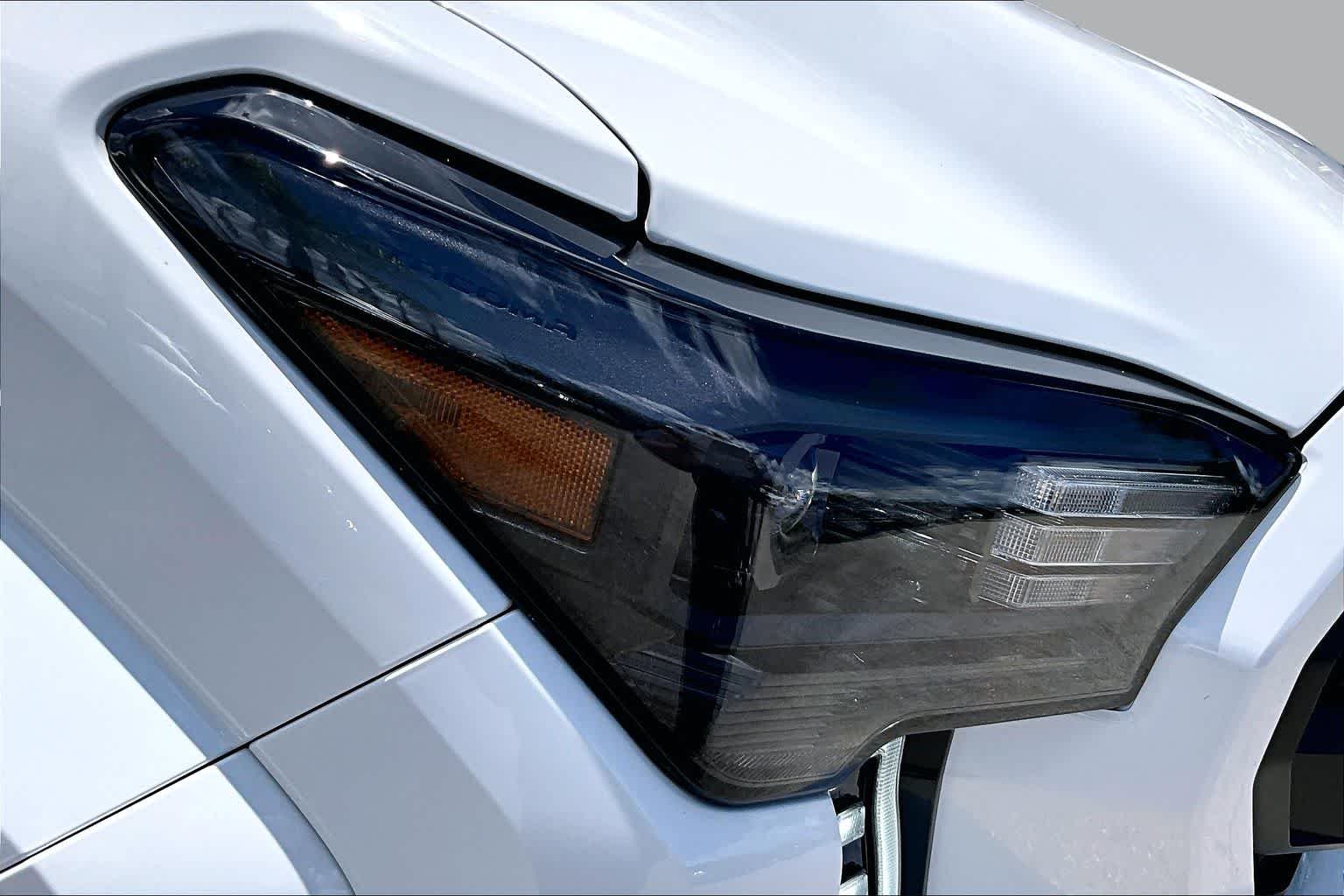 Used 2024 Ice Cap Toyota SR5 image 28