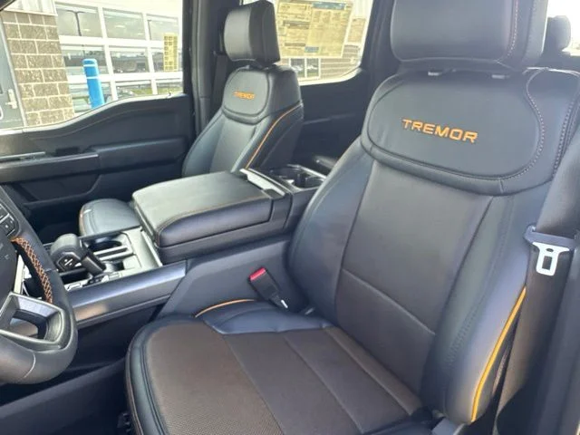 New 2026 Antimatter Blue Metallic Ford Tremor® image 18