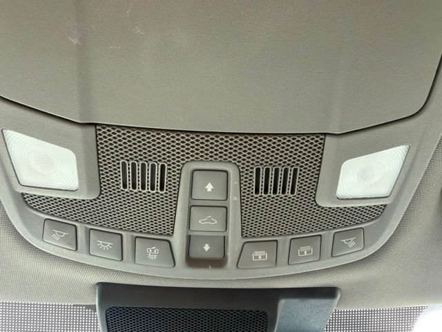 Used 2019 Silver Ford Lariat image 31