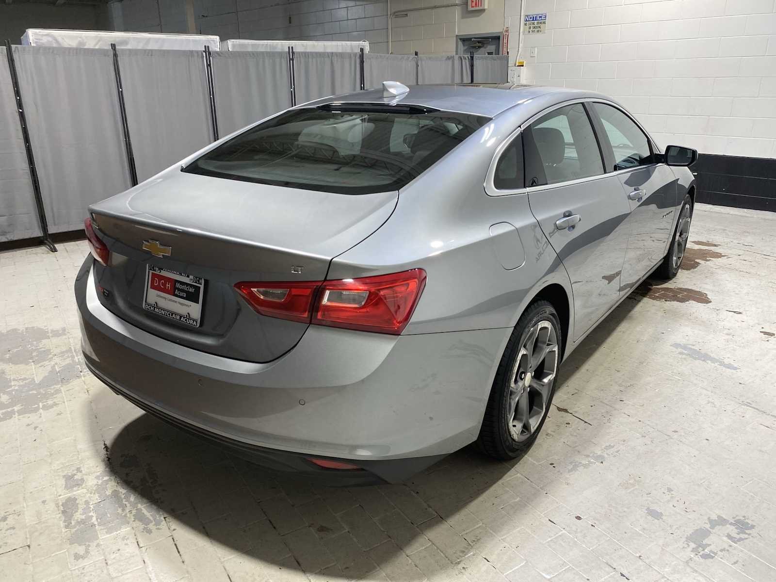 Used 2024 Sterling Gray Metallic Chevrolet LT image 26