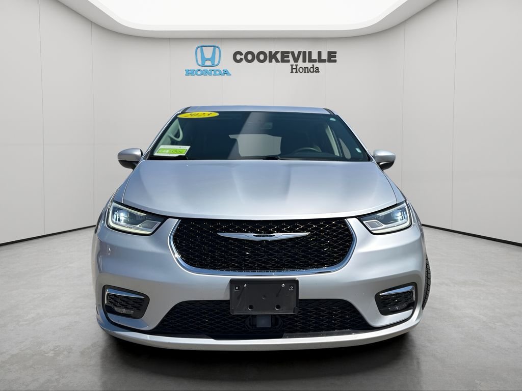Used 2023 Silver Mist Clearcoat Chrysler Touring L image 4