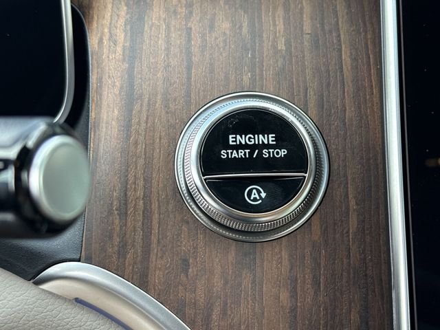 2025 Mercedes-Benz GLC Base - Photo 10