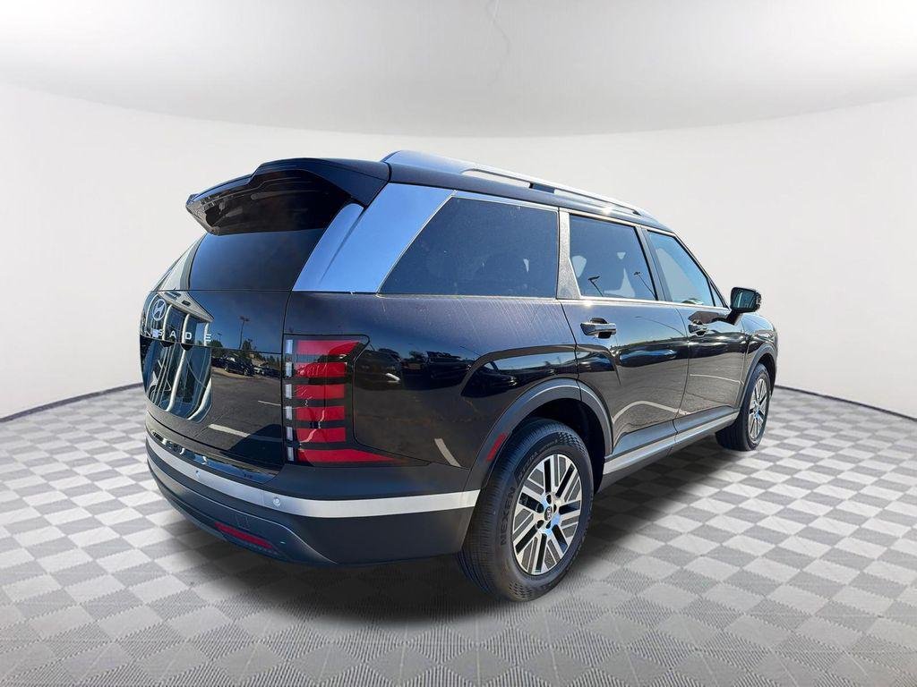 New 2026 Red Hyundai Blue SEL 7P image 5