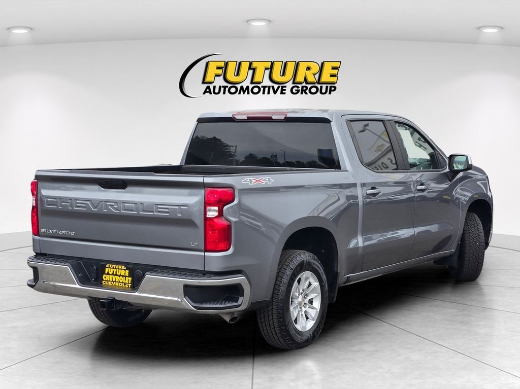 Used 2021 Gray Chevrolet LT image 4