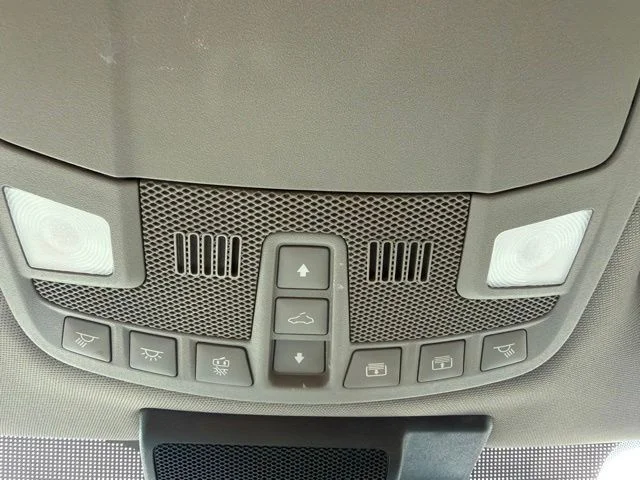 Used 2019 Silver Ford Lariat image 31