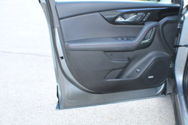 Used 2023 STERLING GRAY METALLIC Chevrolet RS image 6