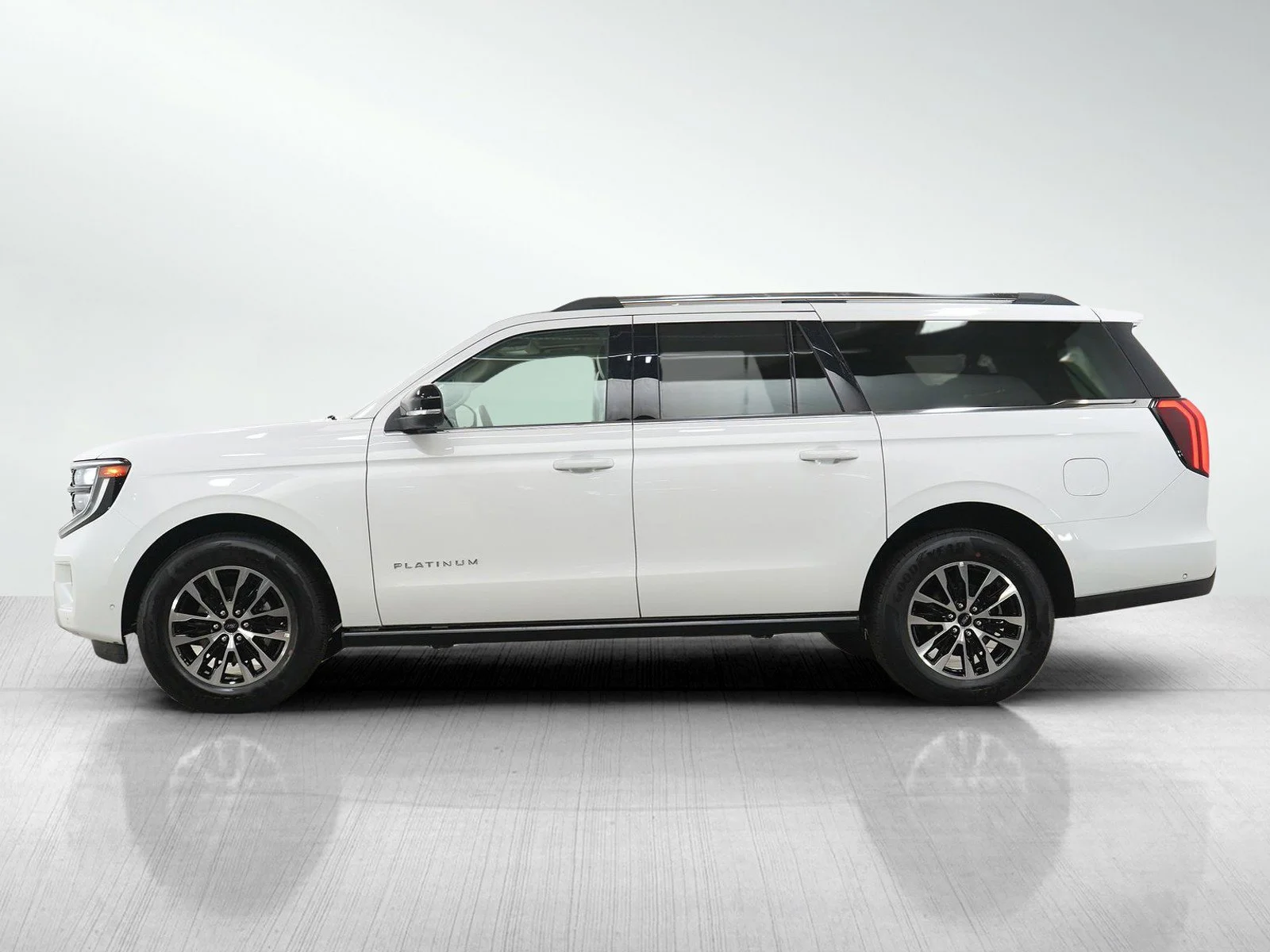 Used 2025 Ford Expedition Platinum with VIN 1FMJK1M86SEA21201 for sale in Minneapolis, Minnesota